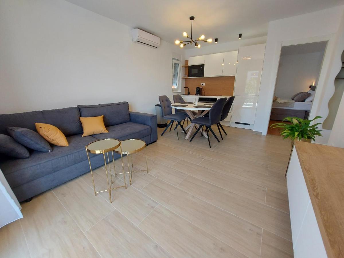 Luxury Apartments Marina View Водице Екстер'єр фото