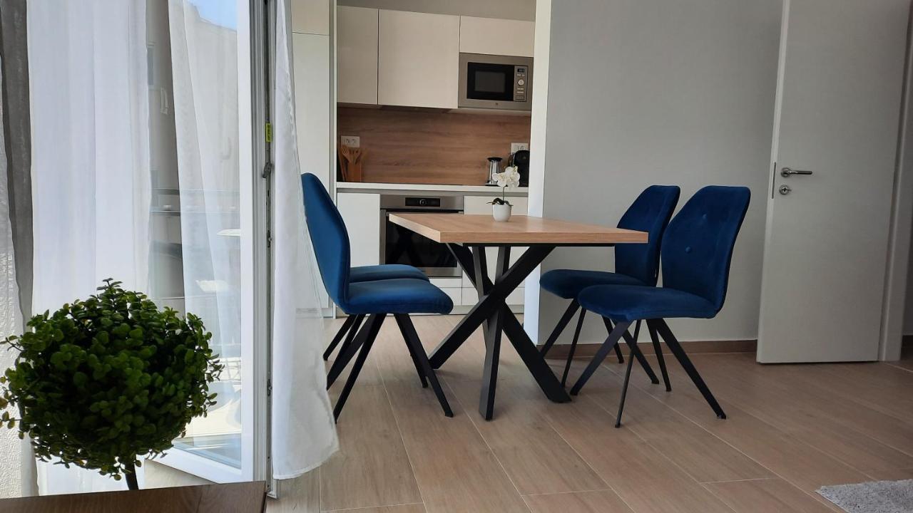 Luxury Apartments Marina View Водице Екстер'єр фото
