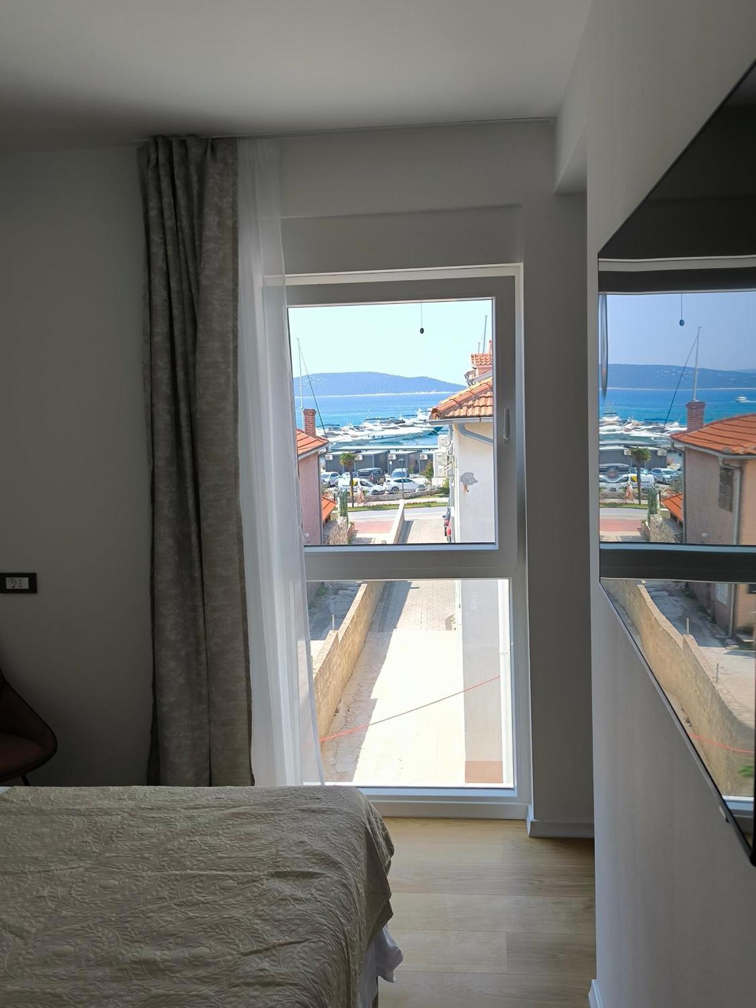 Luxury Apartments Marina View Водице Екстер'єр фото